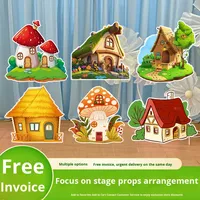 Décor de scène imprimé numériquement avec des arbres forestiers, des plantes, des dessins animés, des ballons en carton KT pour les enfants, la maternelle, les spectacles sur scène