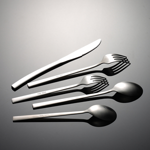 Cuillère en argent à manche carré 304 couverts en acier inoxydable Restaurant Hôtel Argenterie Cuillères et Fourchettes Ensemble de couverts Ae024 - Product Image 4