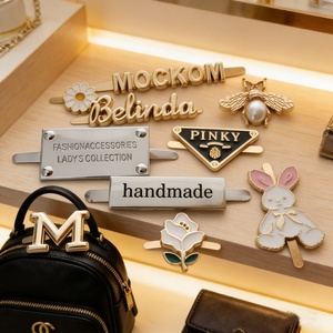Étiquettes métalliques de haute qualité pour sacs à main, logo de marque célèbre - Product Image 1