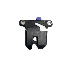 Actuador de Cerradura de Maletero para Audi A6LC5, 4B5827505D, Sistema de Cierre Centralizado, Puerta Trasera, 12V, Plástico - Product Image 1