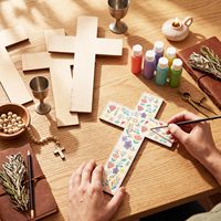 Marcapáginas de madera sin terminar con diseño de cruz, marcapáginas de madera con patrón de vitral, manualidades religiosas para pintar, regalo para la iglesia