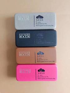 Prix d'usine, vente en gros, étui <span class=keywords><strong>à</strong></span> <span class=keywords><strong>lunettes</strong></span> carré de couleur unie personnalisé, cuir PU de haute qualité, coque <span class=keywords><strong>rigide</strong></span> en métal, boîte de rangement pour <span class=keywords><strong>lunettes</strong></span> de soleil - Product Image 6