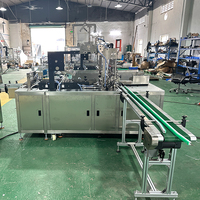 Machine d'emballage tridimensionnelle à film transparent pour boîtes de savon et paquets de cartes à jouer
