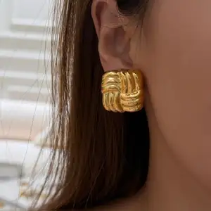 Cincin telinga kancing kotak baja tahan karat berlapis emas 18K perhiasan baja tahan karat kualitas tinggi untuk wanita perhiasan mode