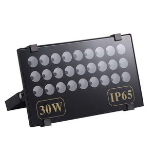 Reflector LED de 100W, IP66, Cuerpo de Aluminio, 6000K, Luz Diurna, Amplio Alcance, Iluminación Exterior para Paisajes, CRI80, 3 Años de Garantía, Sensor de Luz - Product Image 5
