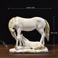 Statue de cheval en résine moderne pour décoration de bureau, ornement de mère et de cheval pour salon, bureau, hall d'entrée, étude