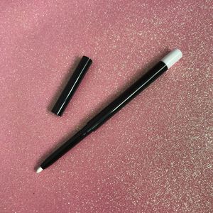 <span class=keywords><strong>Crayon</strong></span> pour les <span class=keywords><strong>yeux</strong></span> souple et <span class=keywords><strong>waterproof</strong></span> pour le <span class=keywords><strong>contour</strong></span> des <span class=keywords><strong>yeux</strong></span>, avec fini mat longue durée - Product Image 2
