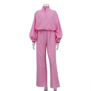 <span class=keywords><strong>Completo</strong></span> da <span class=keywords><strong>donna</strong></span> in cotone e <span class=keywords><strong>lino</strong></span> con top corto con zip e pantaloni a vita alta elasticizzati, stile streetwear, Collezione Primavera 2026 - Product Image 4