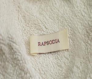 Étiquettes tissées personnalisées pour vêtements, avec logo, texte, informations sur la taille et étiquettes d'entretien des vêtements - Product Image 5