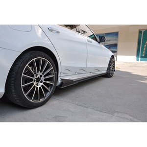 สเกิร์ตข้างคาร์บอนไฟเบอร์ สำหรับ Mercedes Benz C Class W205 C43 C63s - Product Image 4