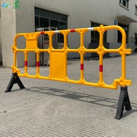Barriera di Sicurezza Stradale Temporanea in HDPE, Recinzione per Controllo Folla, Altura 1000mm, Lunghezza 2000mm, Alta Durabilità