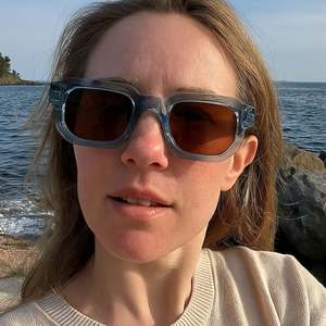 Gafas de Sol Cuadradas Vintage de Moda con Logotipo Personalizado para Hombre y Mujer, Protección UV400, Color Azul Té, Estilo Punk - Product Image 4