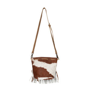Bolso cruzado de cuero elegante para mujer a precio barato, proveedor directo de fábrica, bolso cruzado deportivo informal para exteriores - Product Image 3