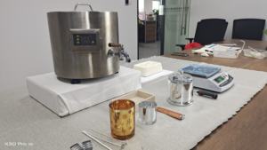 Neues Design 10L Edelstahl Wachsschmelzer Sojawachs Bienenwachs Kokoswachs Schmelzmaschine für die DIY Kerzenherstellung - Product Image 4