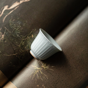 Guanlan Lotus Petal Pattern Master Cup Ceramic Kung Fu Tea Set Small <b>Teacup</b> Chinese Retro Style Porcelain Dehua Origin - Product Image 3