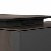 Escritorio Ejecutivo Moderno Convertible y Extensible con Silla, Escritorio de Panel de Madera de Lujo con Acabado en Nogal para CEO/Director
