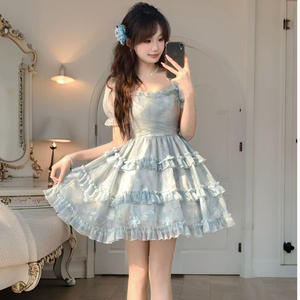 Robe de club bleue à col carré, taille naturelle, coupe trapèze, manches courtes, jupe à volants, style princesse translucide pour l'été - Product Image 3