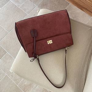 Retro Matte Texture Tote Bag For Women Large Capacity Commuter Shoulder Bag Solid Color Anker Red With <b>Lock</b> Closure - Product Image 1