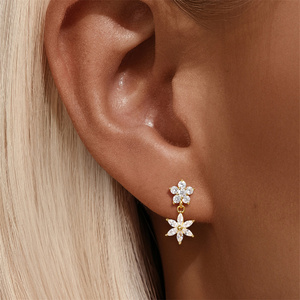 Boucles d'oreilles clous CANNER S925 en argent sterling, minimalistes, planète Saturne, fleurs de perles, étoile à quatre branches, élégantes - Product Image 4