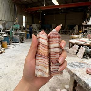 หินบลูมูนสโตนคุณภาพสูงขายส่ง หินธรรมชาติสำหรับตกแต่งบ้านและของขวัญวันหยุดที่ไม่เหมือนใคร - Product Image 6