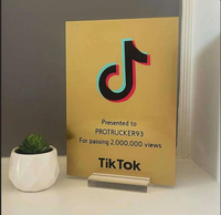 Plaque de récompense en aluminium noir argenté doré avec certificat en bois Tiktok Plaques de récompense pour les événements d'anniversaire