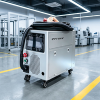 Machine de soudage au laser à fibre portative PA-2000 Mini à refroidissement par air pour l'acier inoxydable avec alimentation en fil intégrée au boîtier