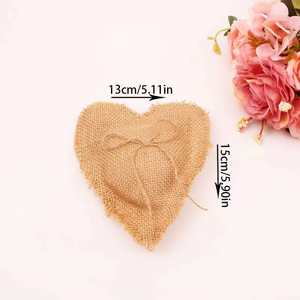 Nouveau Design Jute Décorations De <span class=keywords><strong>Mariage</strong></span> Jute Amour Oreiller Personnalisé Toile De Jute Anneau Oreillers Jute Naturel Accessoires pour Décorations De <span class=keywords><strong>Mariage</strong></span> - Product Image 2
