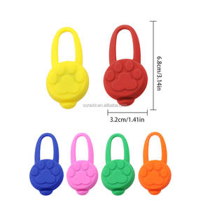 Moda nueva mascota silicona LED lámpara perro brillante colgante noche seguridad silicona luz colgantes perro silicona LED mascota etiqueta mascota collares - Product Image 2