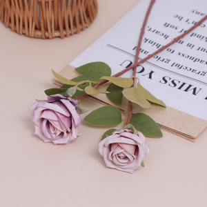 Rose artificielle rétro européenne à tige unique, parfumée, faite à la main, longue durée, magnifique et colorée, pour salon ou allée de mariage - Product Image 3