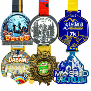 Custom Ontworpen Goud Metaal 3d Gegraveerde Spin Gedraaide Sport Medailles Custom Medailles Voor Taekwondo Martial <span class=keywords><strong>Arts</strong></span> Marathon <span class=keywords><strong>Metal</strong></span> Ambachten