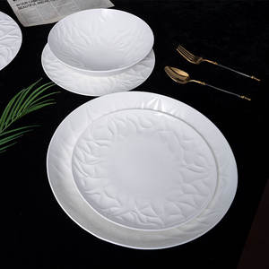 P & T Royalware Fabricante Plato de porcelana China Plato 10 pulgadas Cerámica blanca Platos de fiesta modernos Juego de comedor de lujo personalizado - Product Image 4