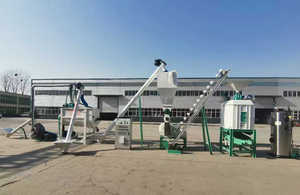 Small Scale 1-2t/h Broiler Layer <b>Chicken</b> <b>Feed</b> Processing Line for Cattle Farm - Product Image 3