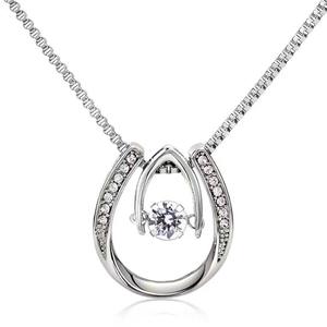 Collier en cristal élégant en forme de cœur pour femme, porte-bonheur pour l'amour, vente en gros de haute qualité - Product Image 1