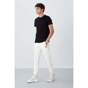 Pantalones Deportivos de Forro Polar para Hombre Cesar Ecru con Bolsillos - 84929 - Ecru - Product Image 1