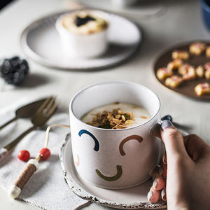 Taza de cerámica de Color nórdico, taza de desayuno moderna creativa <span class=keywords><strong>para</strong></span> el hogar, Taza de cerámica <span class=keywords><strong>para</strong></span> el hogar de gran capacidad, taza de agua de oficina <span class=keywords><strong>para</strong></span> mujeres y <span class=keywords><strong>hombres</strong></span> - Product Image 4