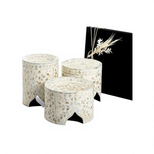Juego de 3 soportes para pasteles de diferentes tamaños, forma redonda, con incrustaciones de nácar, para servir postres, para proveedores mayoristas. - Product Image 1