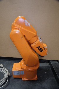 روبوت جديد أصلي من العلامة التجارية IRB120 M2004 مصنوع في علامة تجارية PLC لـ PLC - Product Image 4