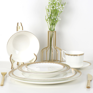 <span class=keywords><strong>Vaisselle</strong></span> en céramique blanche brillante Ensembles de table <span class=keywords><strong>Vaisselle</strong></span> Service de <span class=keywords><strong>vaisselle</strong></span> - Product Image 1