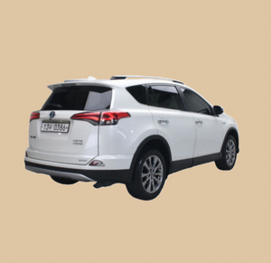 Toyota RAV4 2.5 hybride automatique 2016, SUV, moteur essence-électrique, faible consommation de carburant, durable et écologique, parfait pour une utilisation familiale - Product Image 1