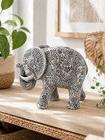 Figurine d'éléphant bohème noir et blanc, peinte à la main, motif Paisley, sculpture animale en résine, décoration pour salon, étagère, cadeau pour la maison