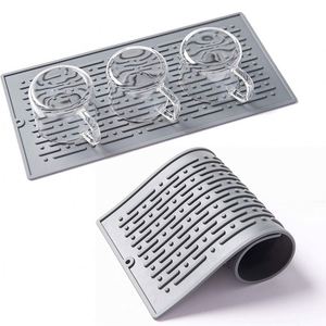 Thick Non-Slip Silicone <b>Trivet</b> Heat Resistance Kitchen Counter and Table Mats for Hot Dishes Pots and Pans - Product Image 2