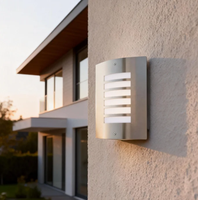 Lampe murale extérieure moderne en acier inoxydable étanche avec diffuseur en polycarbonate, E27 15W, pour jardin et entrée