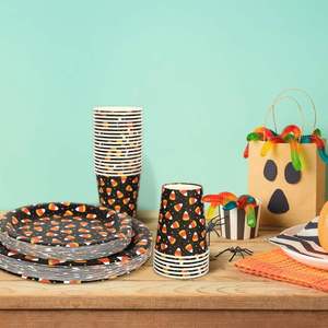 Paquete de Artículos para Fiesta de Pizza de Estilo Moderno de 144 Piezas Directo de Fábrica, Incluye Juego de Vajilla con 24 Platos, Servilletas, Vasos y Cubiertos - Product Image 4