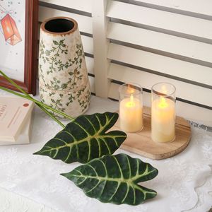 Feuilles de lotus artificielles CallaFloral en PVC vert, décoration intérieure, branche unique, décoration de la maison - Product Image 1