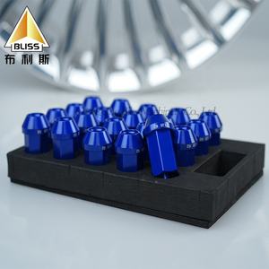 Pièces de performance pour voitures de course <span class=keywords><strong>Jante</strong></span> RB4 M12 * 1.25 M12X1.25 M14X1.25 <span class=keywords><strong>Jante</strong></span> de roue en aluminium vierge Écrous de blocage de roue personnalisés - Product Image 6