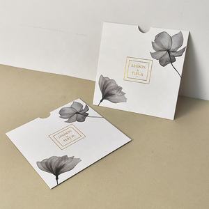 Enveloppe porte-carte cadeau personnalisée en papier pour cartes de crédit d'hôtel ou de membre - Product Image 4