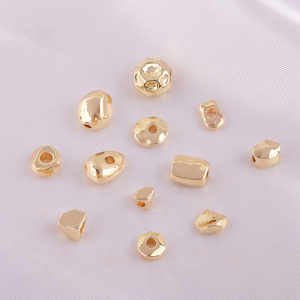 32 styles de <span class=keywords><strong>perles</strong></span> d'espacement irrégulières <span class=keywords><strong>en</strong></span> laiton <span class=keywords><strong>en</strong></span> vrac, <span class=keywords><strong>perles</strong></span> Heishi géométriques baroques <span class=keywords><strong>pour</strong></span> la fabrication de bijoux DIY (bracelets, colliers) - Product Image 5