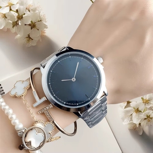 Relojes Minimalistas de Lujo Unisex al por Mayor, Plateados, con Correas de Acero Inoxidable y Plástico, Esferas Ultrafinas, de Cuarzo, para Hombre y Mujer, Pedidos al por Mayor - Product Image 4