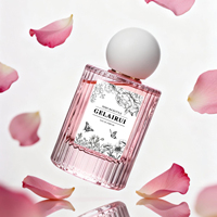 Flacon de parfum en verre gaufré à rayures verticales de luxe, étiquettes personnalisées, flacon transparent en forme de cylindre avec vaporisateur