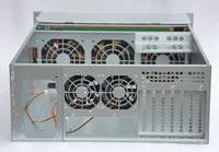 Boîtier de serveur 4U à 24 baies HotSwap, profondeur 650 mm, avec planche arrière Mini SAS, 8643 ou SATA disponible